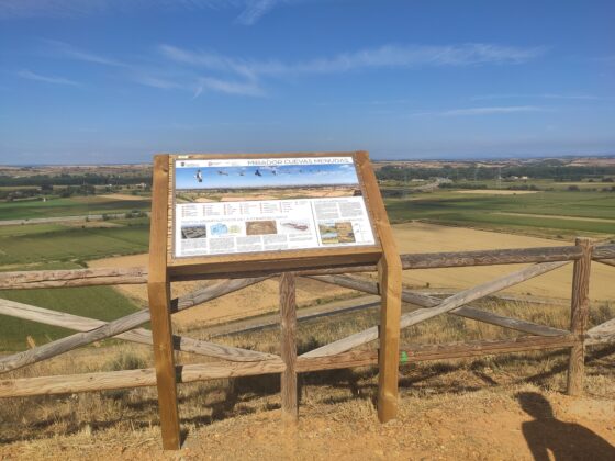 Estrenamos panel informativo en el mirador de las cuevonas